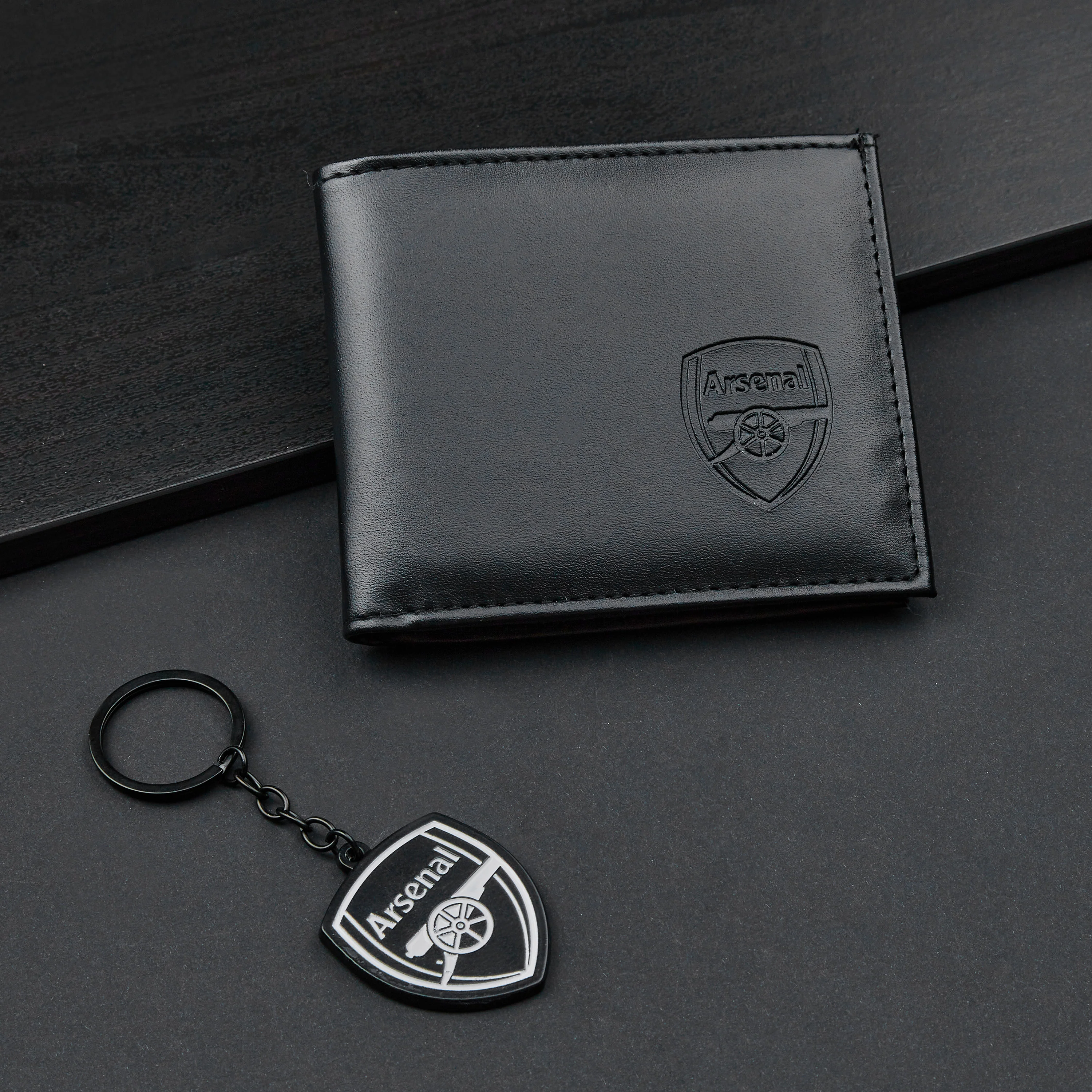 Arsenal F.C. Sports Fan Wallet Accessories Set with Card Slots & Coin Pocket. - Image 2