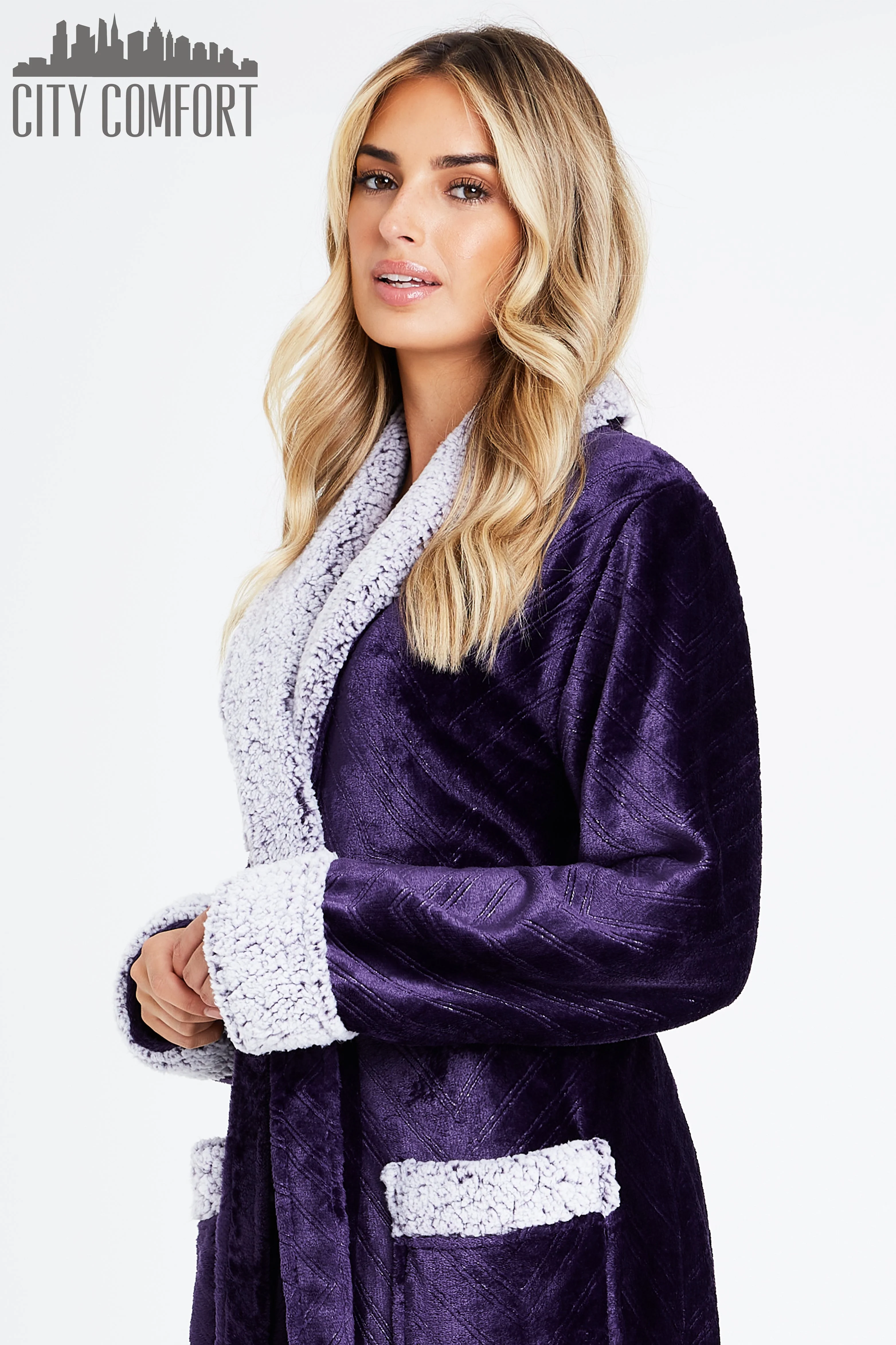 CityComfort Dressing Gown Women, Luxurious Fluffy Ladies Dressing Gown in Super Soft Fleece - Image 10