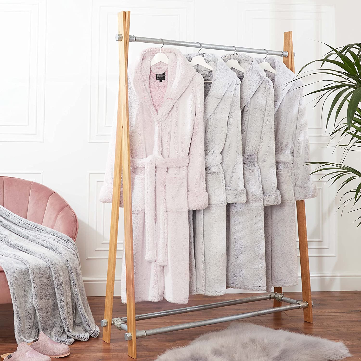 CityComfort Dressing Gown Women with Hood - Luxurious Fluffy Ladies Dressing Gown in Super Soft Fleece - Image 21