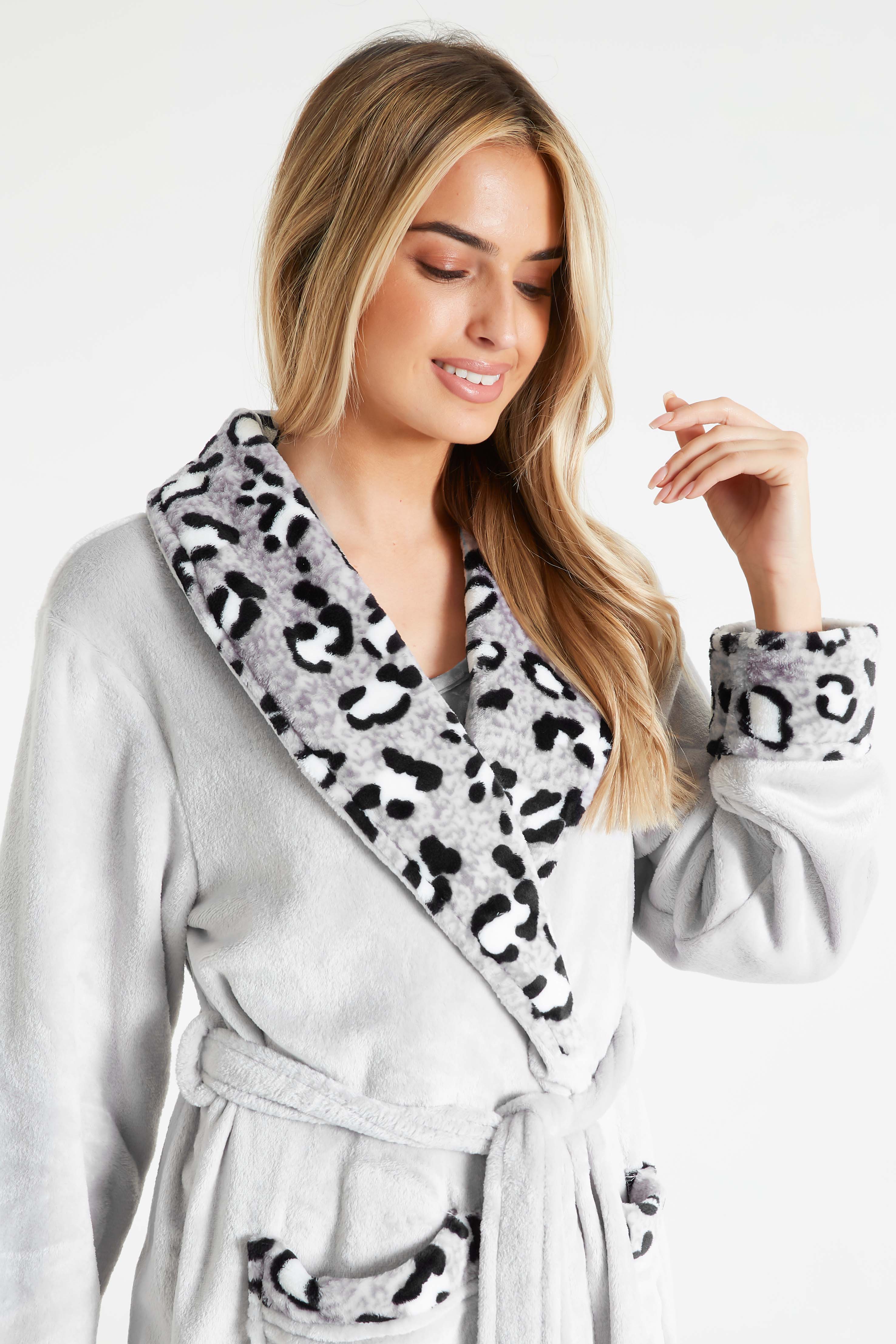 CityComfort Dressing Gown Womens, Soft Fleece Fluffy Bathrobe - Image 10