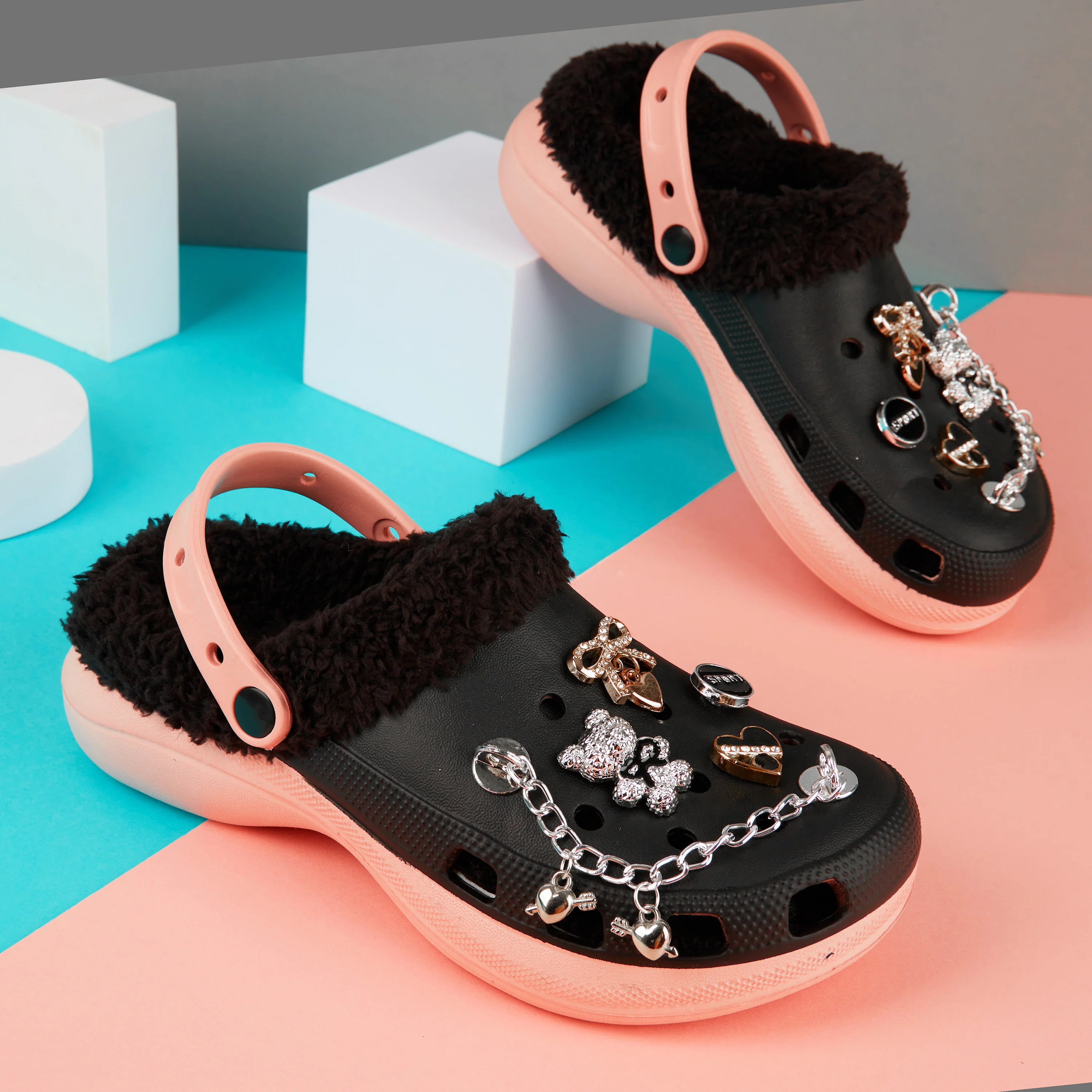 CityComfort Girls Clogs with Fleece Lining and Removable Charms, Garden Shoes - Image 2