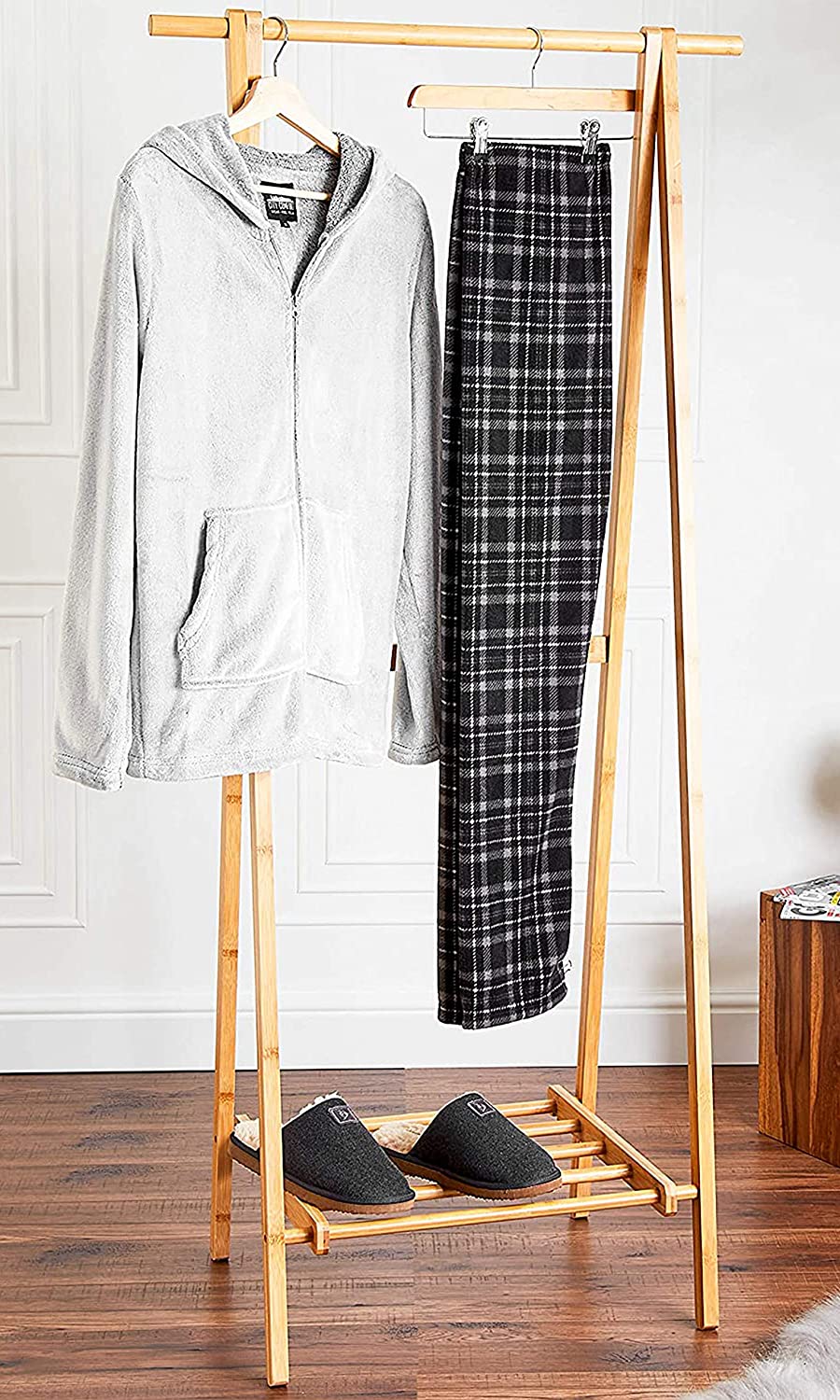 CityComfort with Warm Hoodie and Soft Bottoms Pyjamas Set for Men - Image 5
