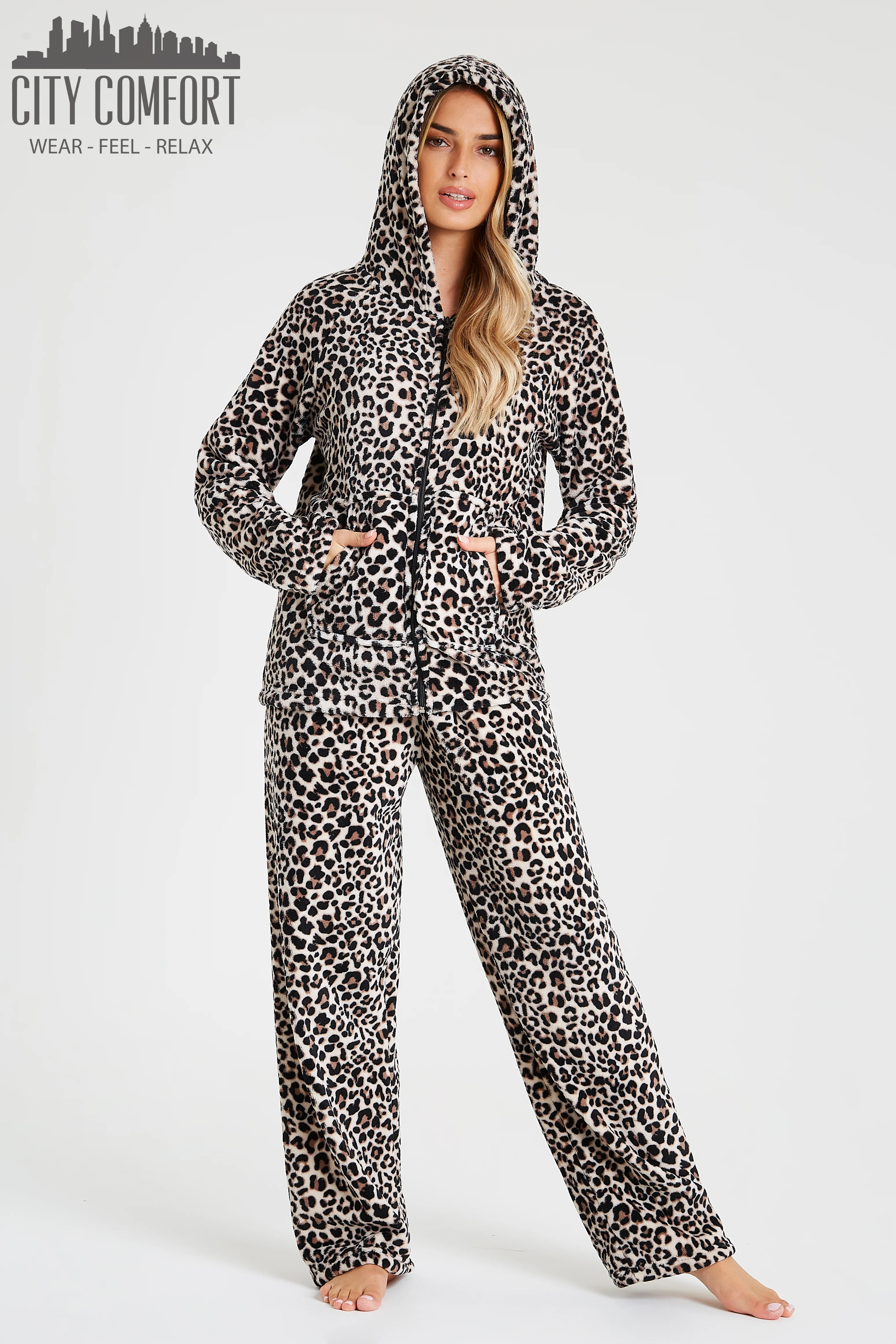 CityComfort Women's Pyjama Sets, Hooded Fleece Pyjamas for Women and Teens - Image 4