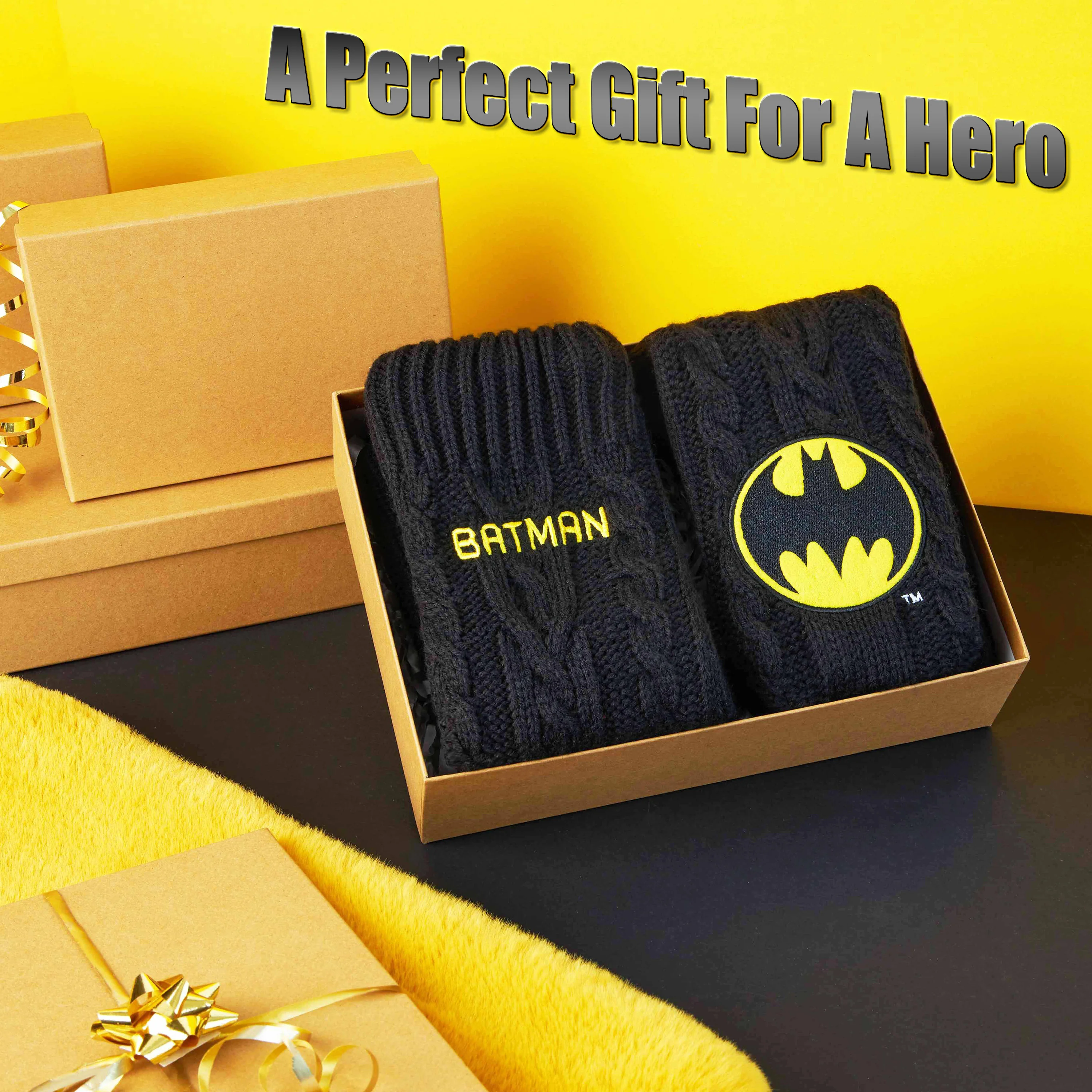 DC Comics Mens Slipper Socks, Batman Mens Fluffy Socks, Gifts for Men - Image 2