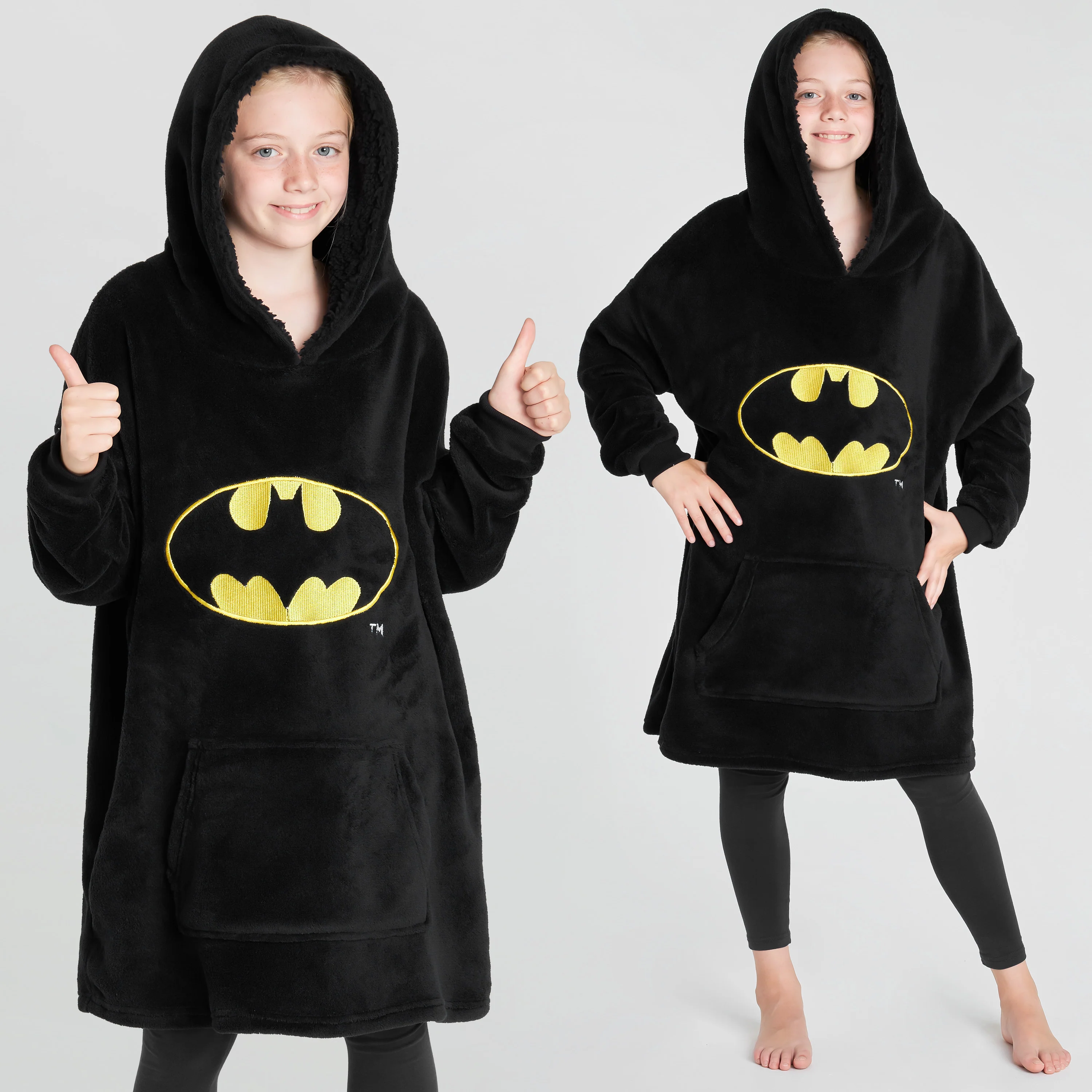 DC Comics Oversized Hoodie Blanket for Kids, Official Batman Gifts for Boys (Black) - Image 6