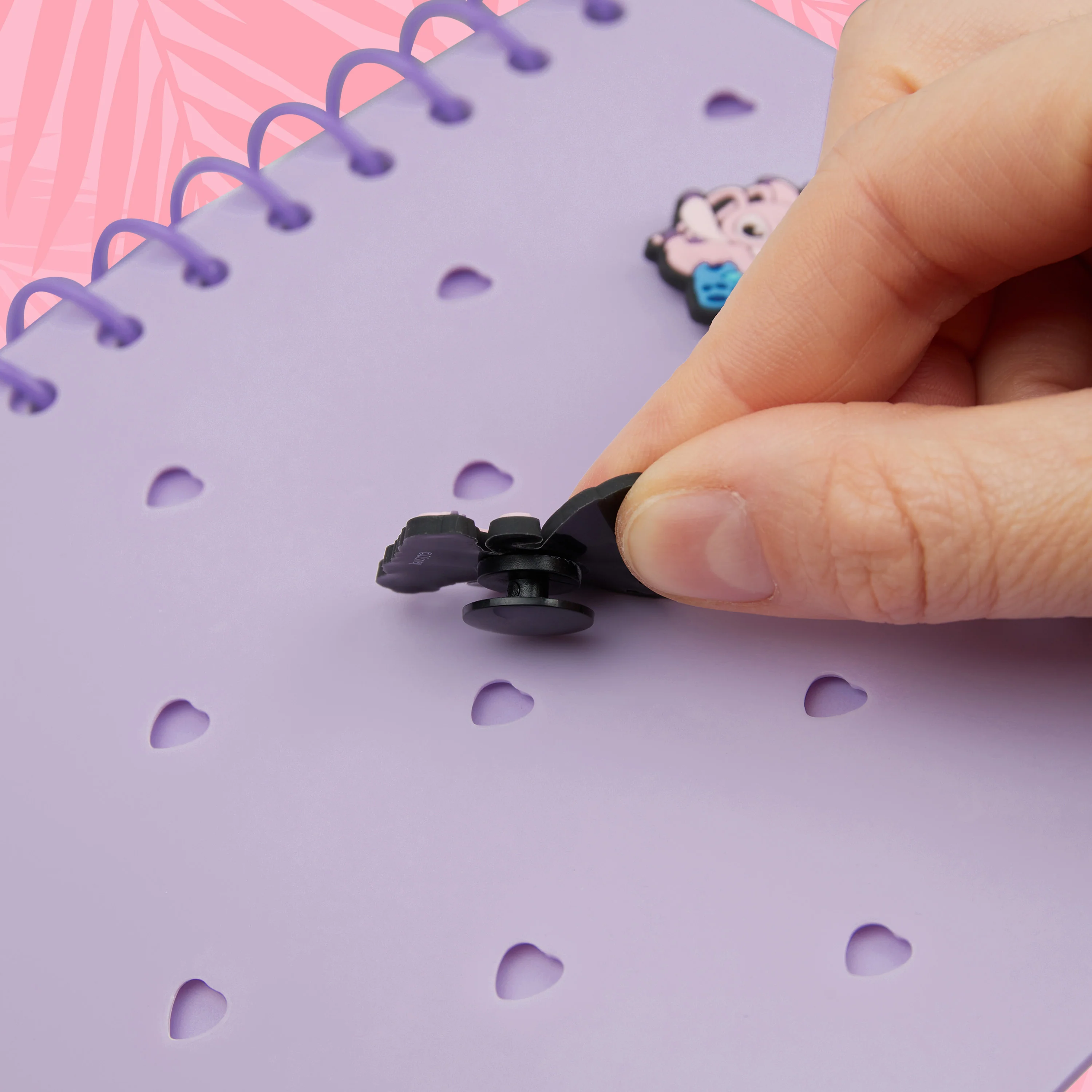Disney Stitch A5 Diary and Stationery Set with Customisable Character Pins - Image 2