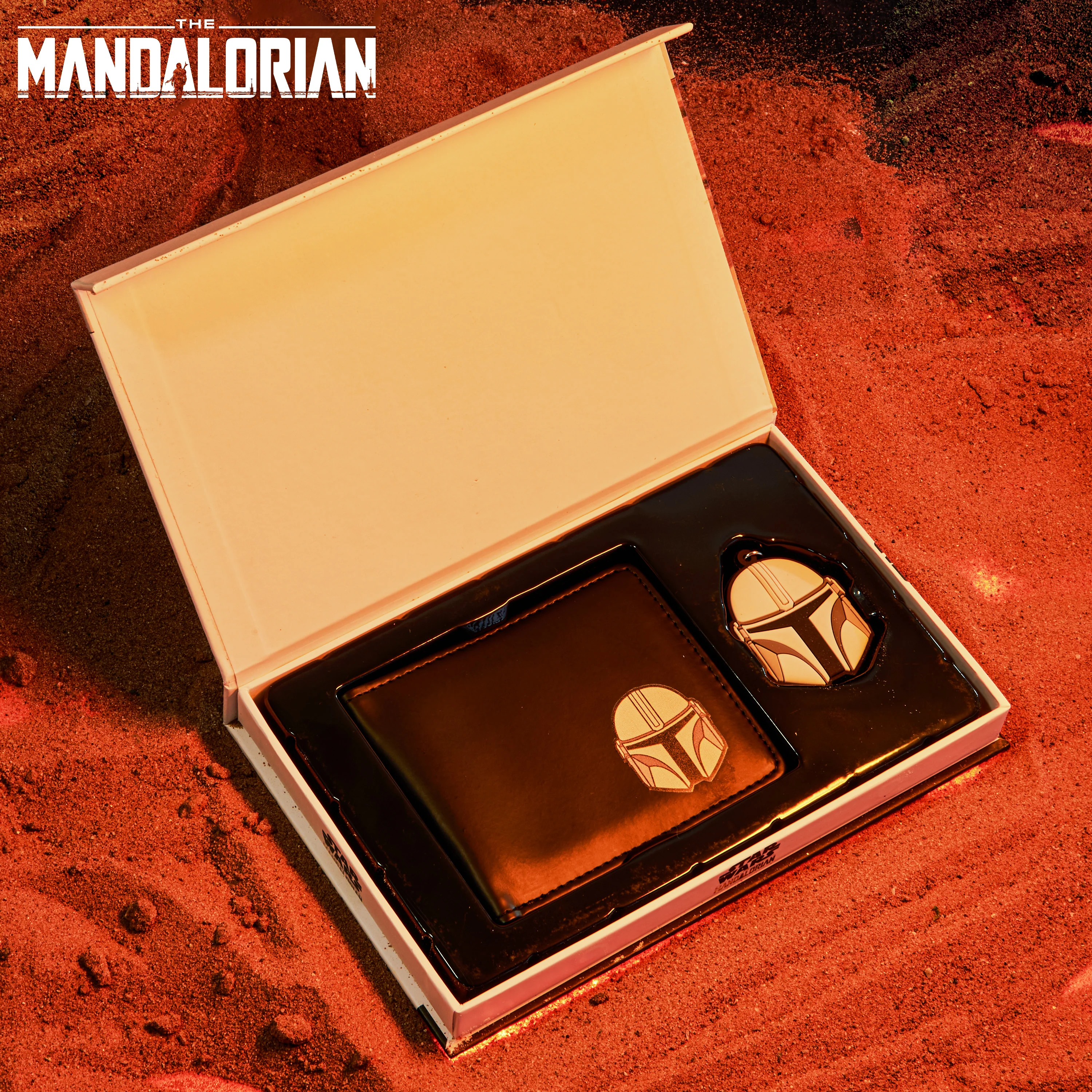 Disney The Mandalorian Card Wallet and Keyring Set for Men - Image 2