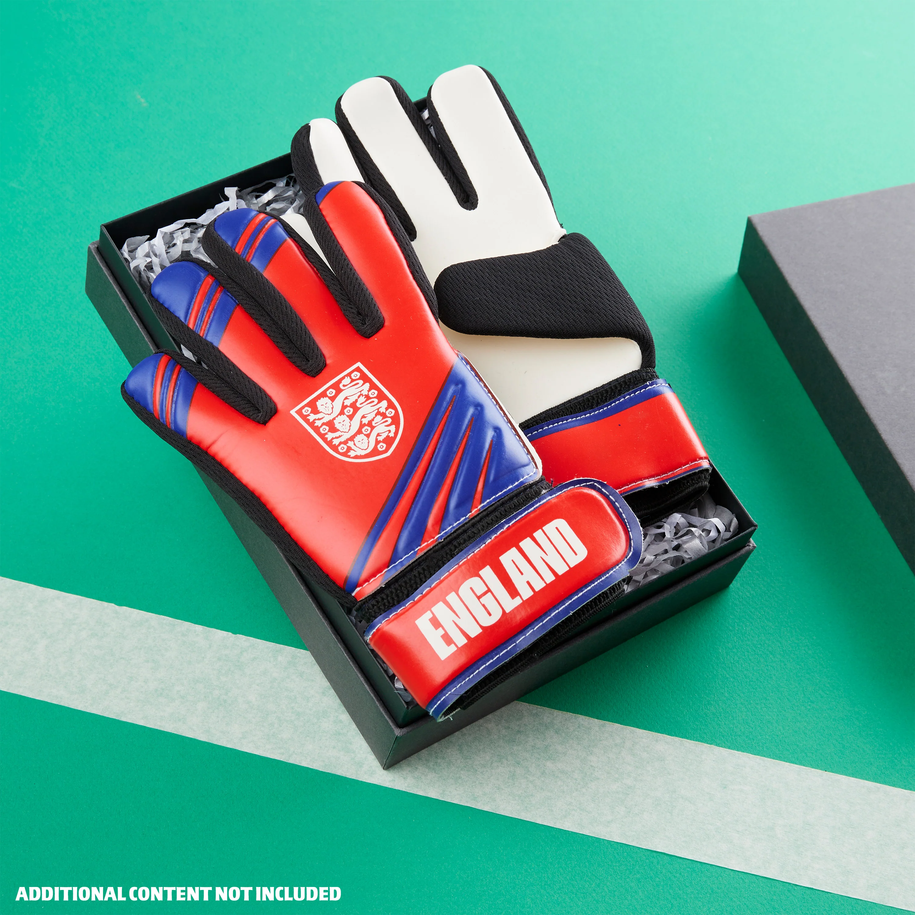 England FA Goalkeeper Gloves for Kids and Teenagers - Size 7 - Image 2