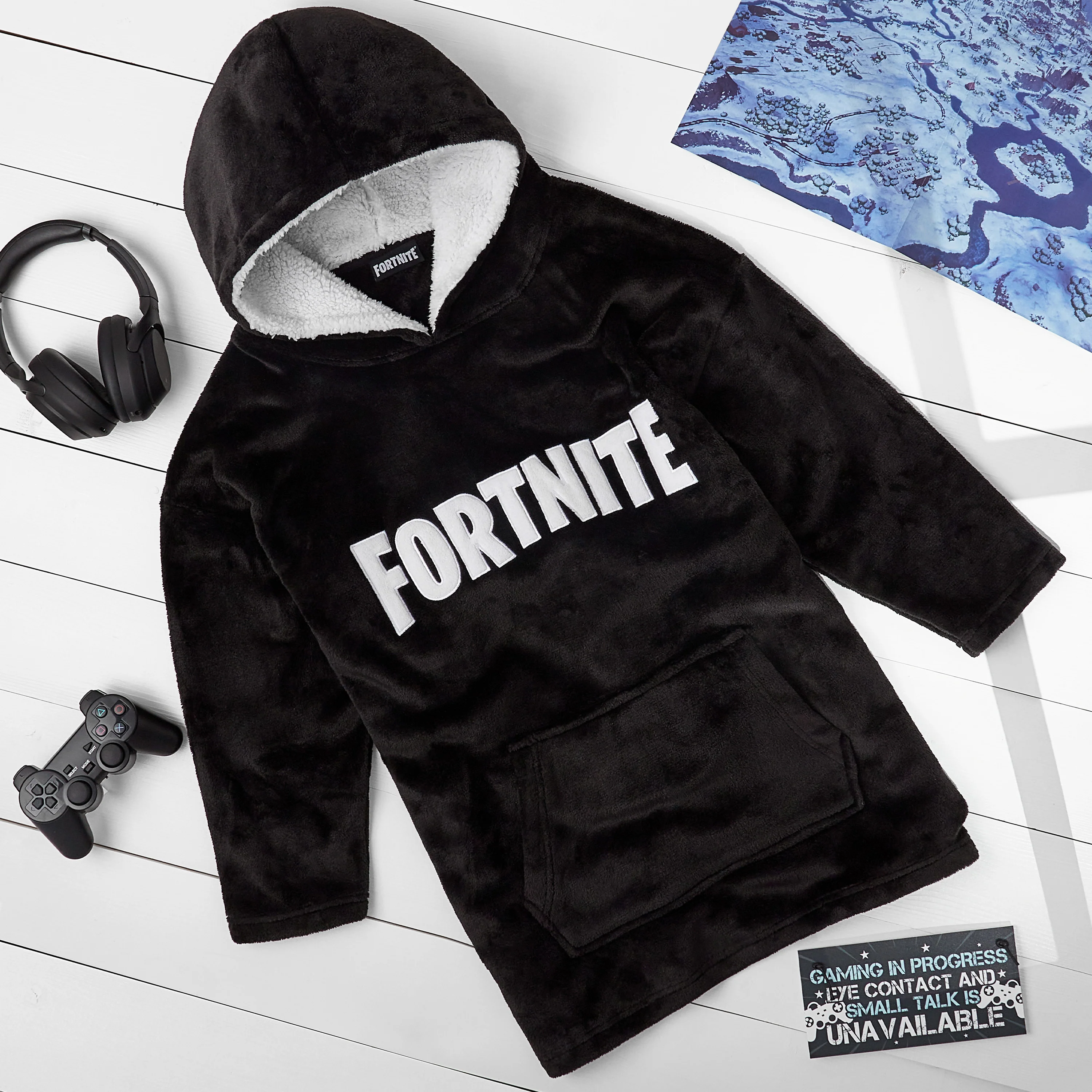 Fortnite Oversized Hoodie Blankets for Boys Fleece Extra Long Warm Wearable Hooded Poncho for Kids and Teens 14+, Gamers Gifts - Image 4