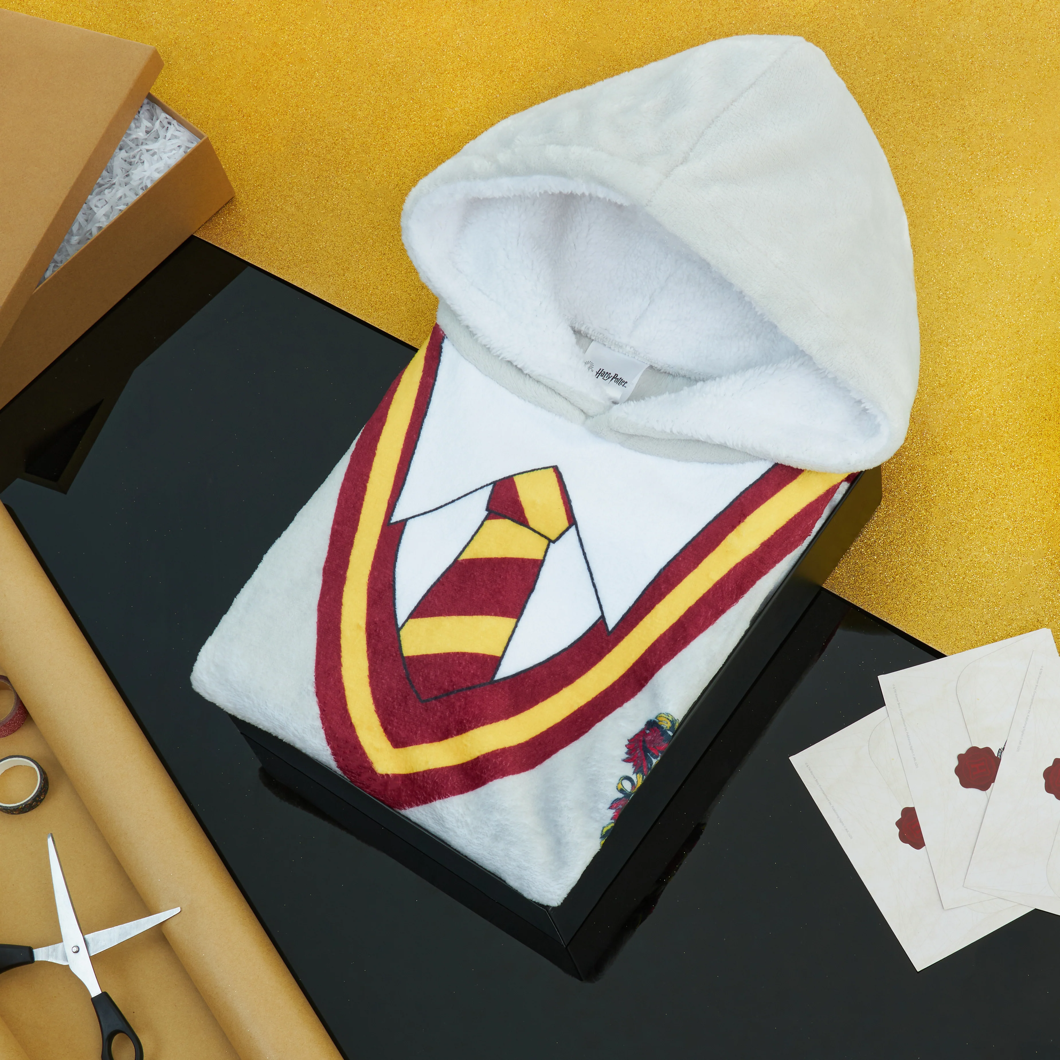 Harry Potter Hoodie Blanket for Kids Teenagers Fleece Wearable Blanket Warm Oversized Hogwarts Gryffindor Hoodie Quidditch Golden Snitch Girls Gifts - Image 2