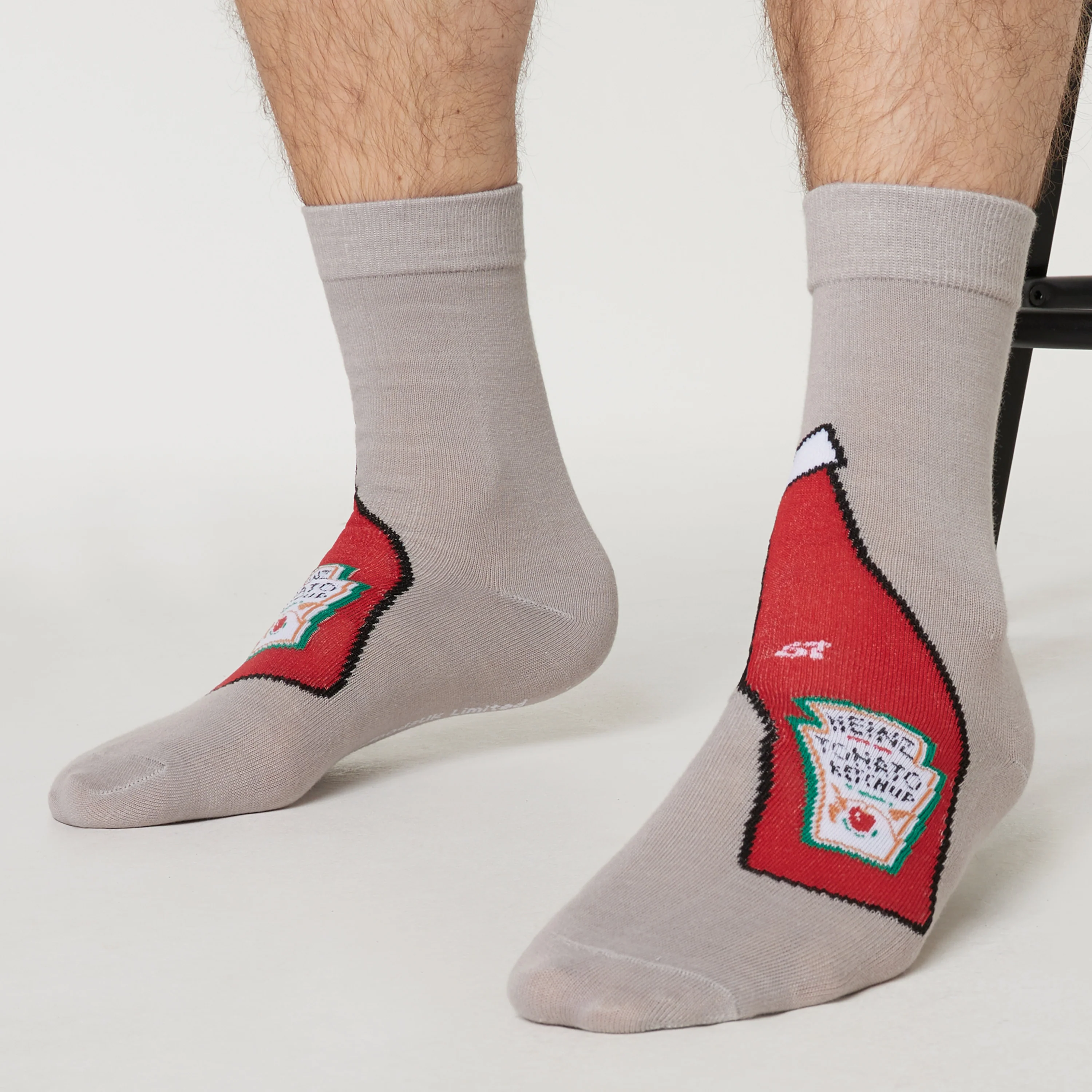 HEINZ Mens Socks Pack of 3 Ketchup Crew Socks for Men - Image 5