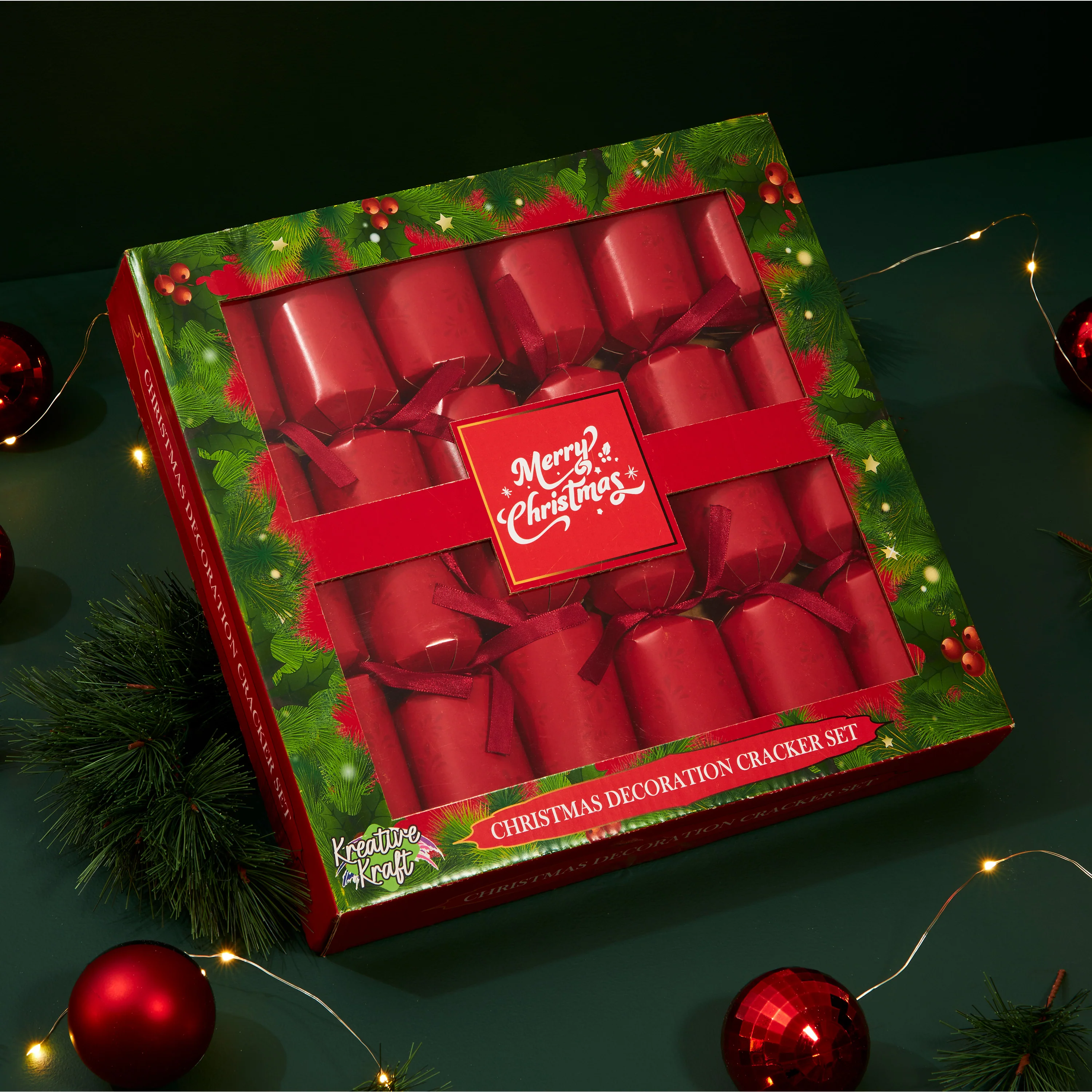 KreativeKraft Christmas Crackers 6 Pack Paint Your Own Ornament Festive Crackers (Red Ornament) - Image 5