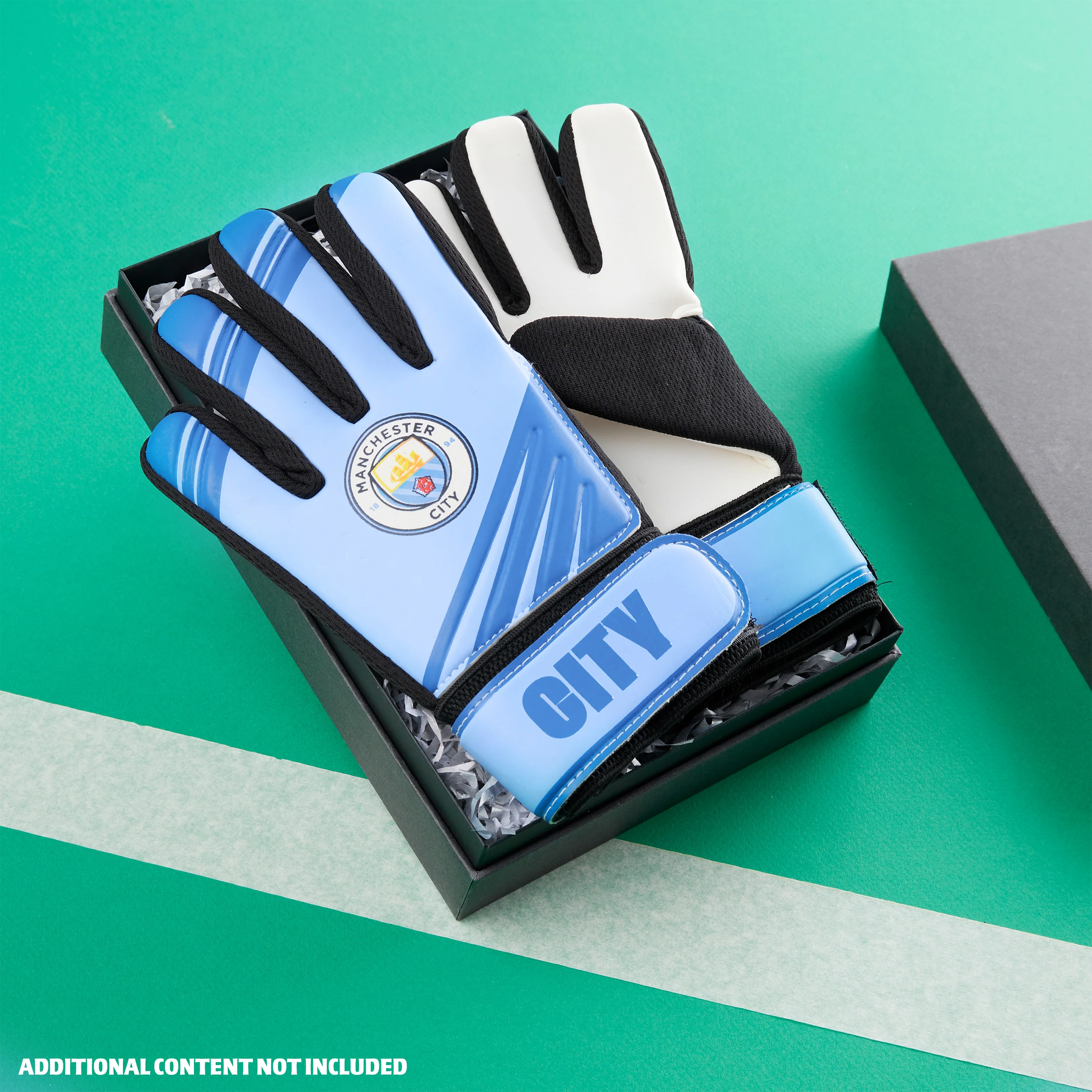 MANCHESTER CITY F.C. Goalkeeper Gloves for Kids Teenagers Non Slip Padded Palms Size 5 - Image 2