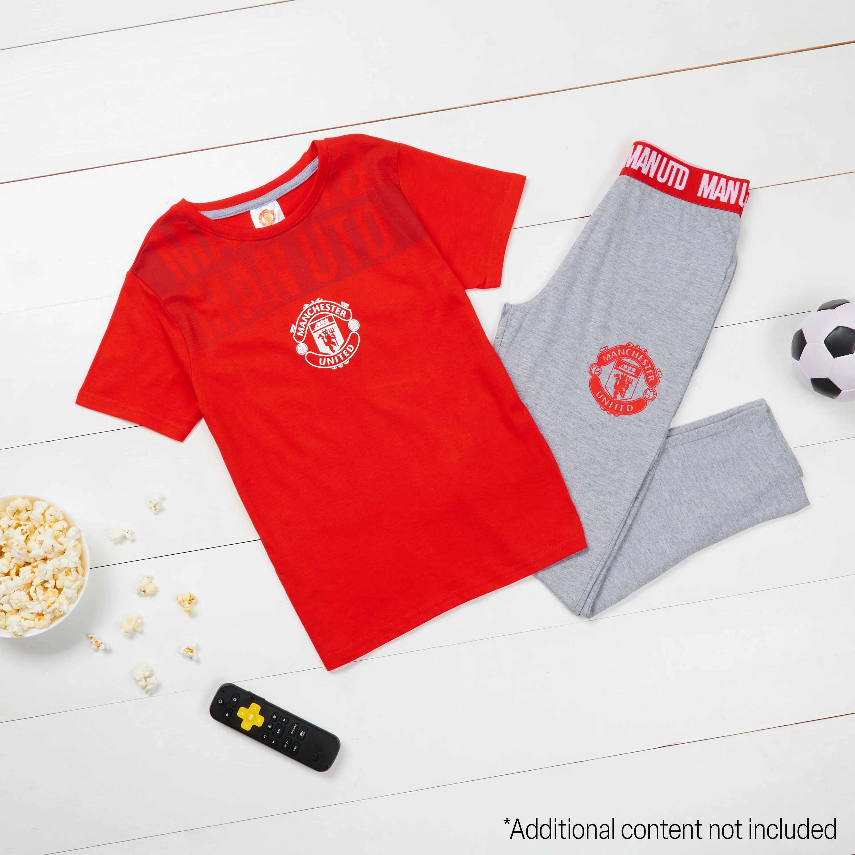 Manchester United F.C. Boys Pyjamas Set, Comfy 2 Piece Nightwear Set, Boys Gifts - Image 2
