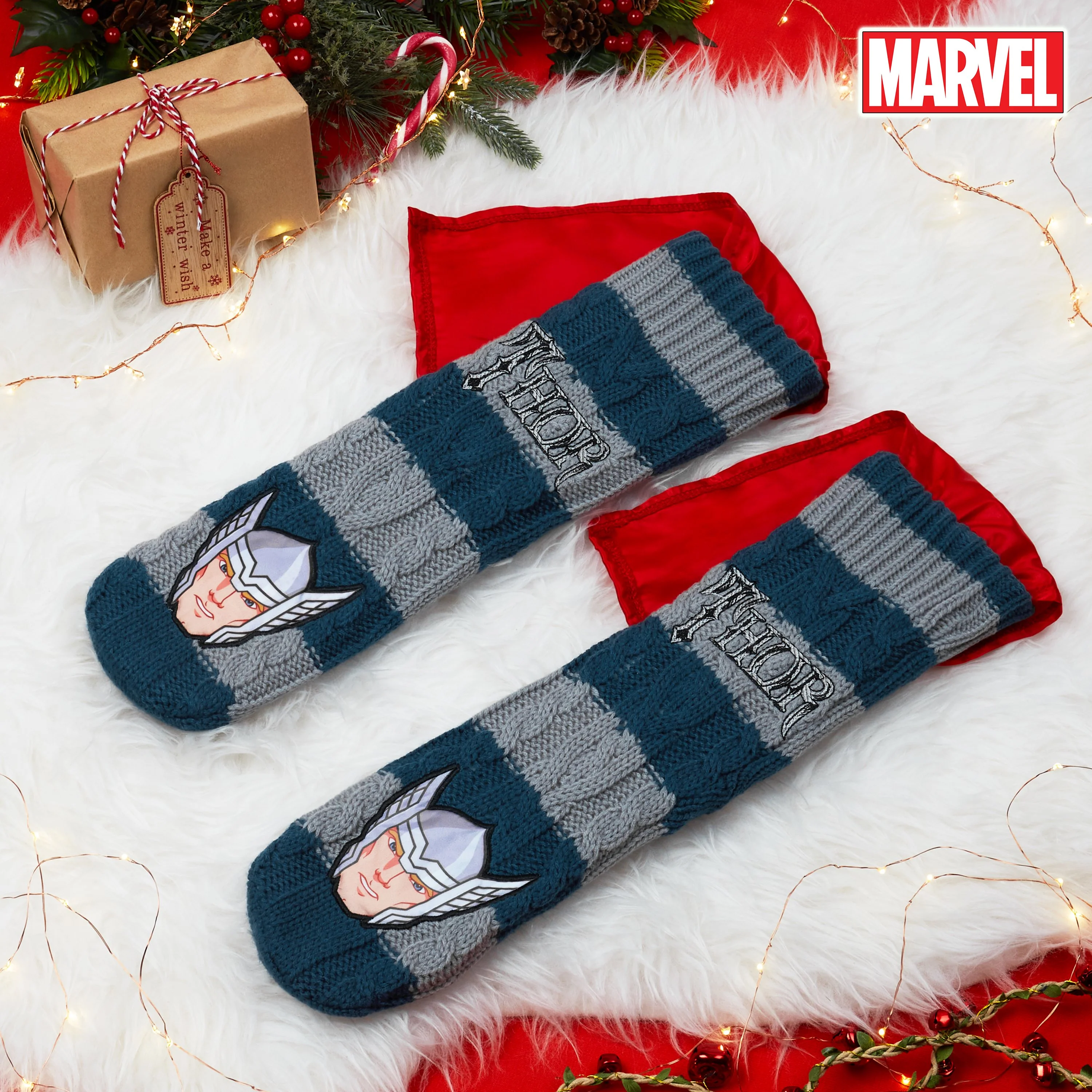 Marvel Fluffy Socks, Mens Slipper Socks, Thor Warm Knitted Socks With Cape - Image 4