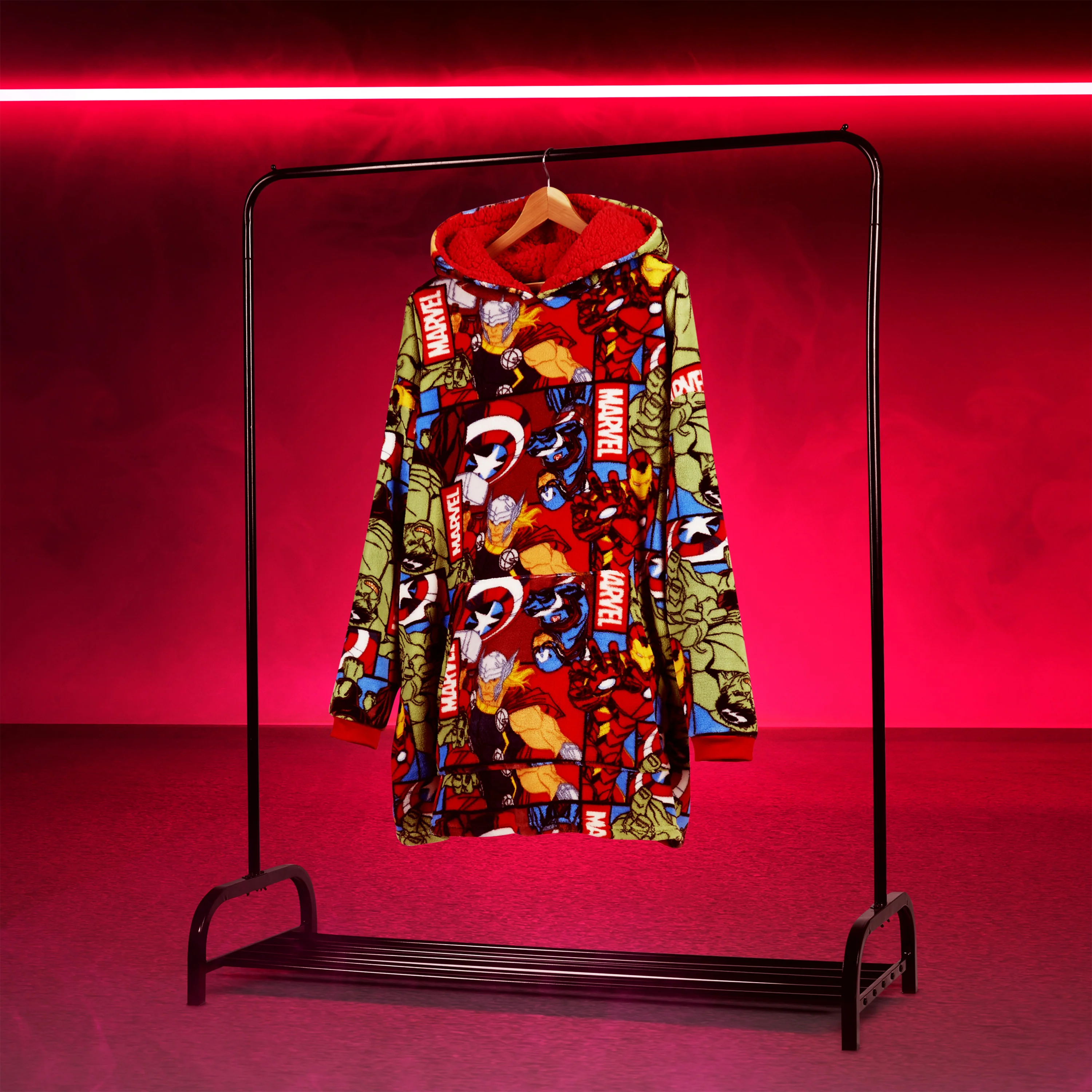 Marvel Oversized Hoodie Blanket for Men - Marvel AOP - Image 2