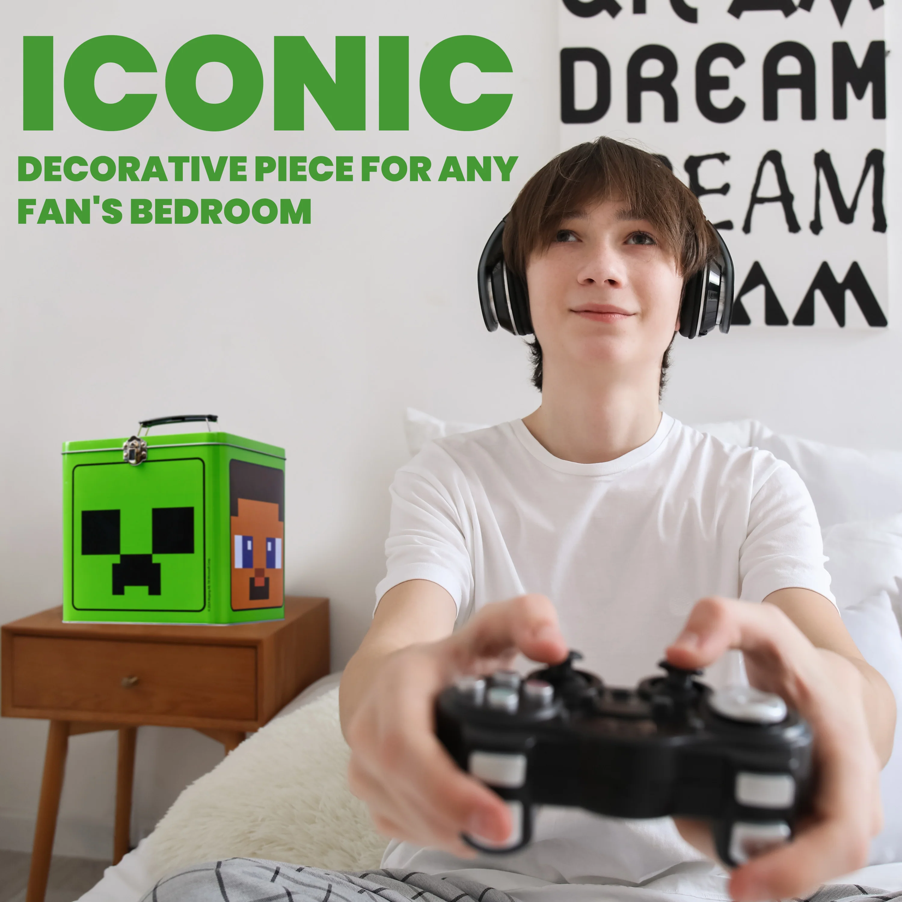 Minecraft Biscuit Tin for Kids and Teenagers, Metal Clasp 18 x 18cm Decorative Storage Cookie Tin - Gifts for Gamers - Image 5
