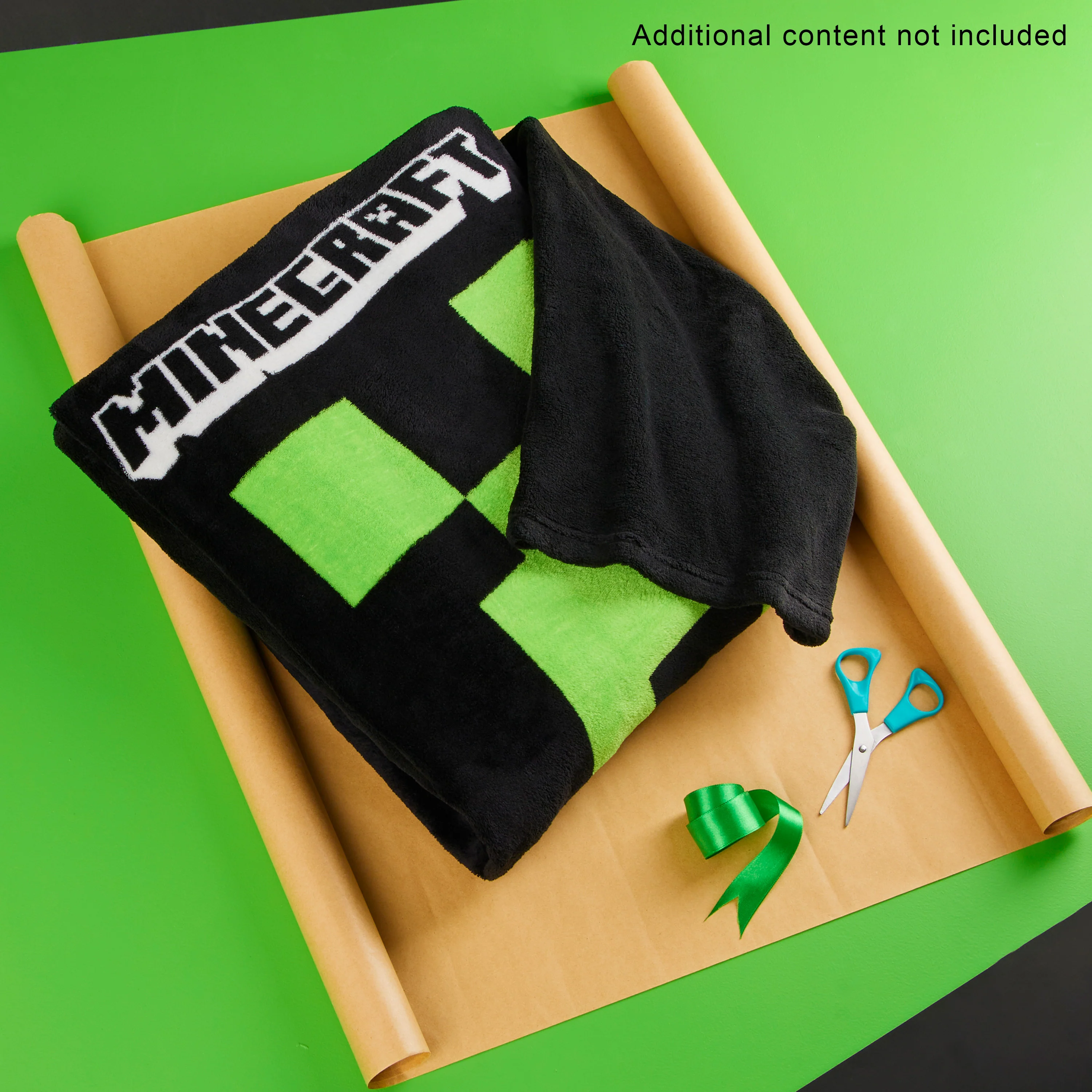 Minecraft Wearable Blanket for Kids and Teenagers - Black - Image 2