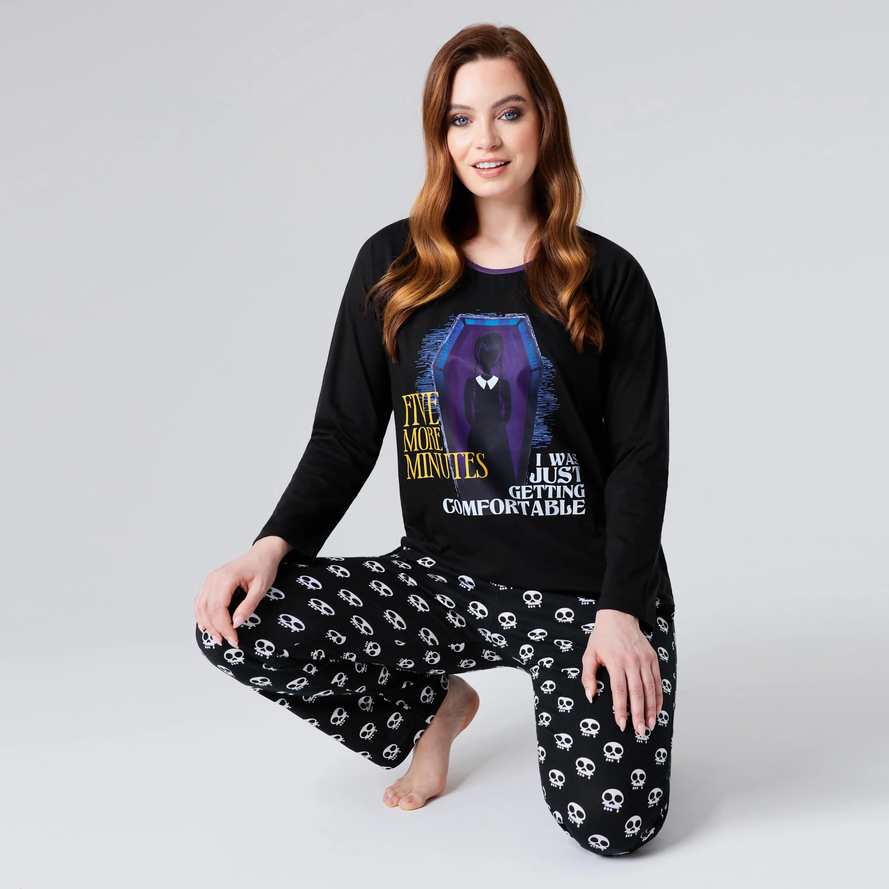 Wednesday Ladies Pyjamas Set - Black/Skull - Image 4